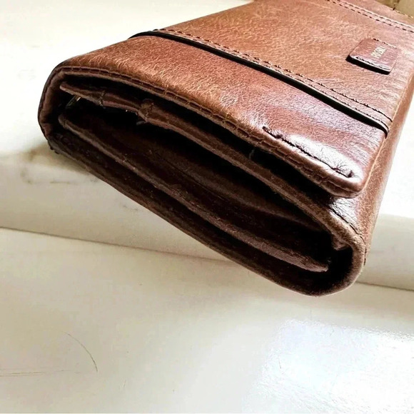 Fossil Ladies Ellis Brown Clutch Large Leather Wallet - Picture 4 of 10